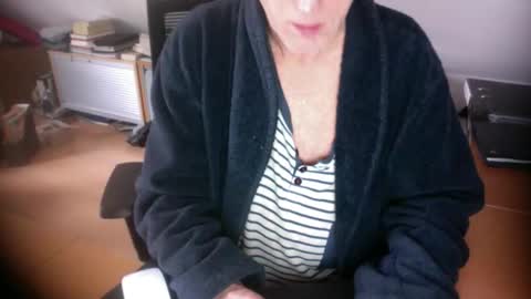 Snapshot of amor2200 chatting on 13, 2, 2026 Amor2200 online show from 13, 2, 2026