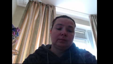 amorelara online show from 28, 9, 2025