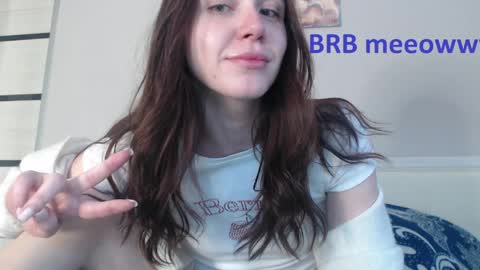 Snapshot of amoremeoww chatting on 27, 4, 2026 miss unforgettable online show from 27, 4, 2026
