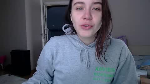 Snapshot of amoremeoww chatting on 29, 4, 2026 miss unforgettable online show from 29, 4, 2026