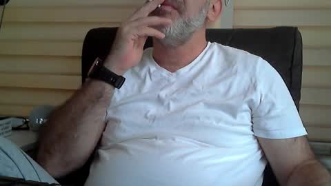 Snapshot of amorlin chatting on 5, 4, 2026 AmorLin online show from 5, 4, 2026