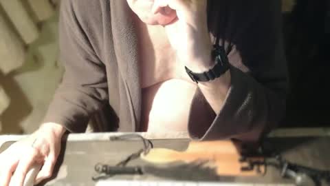 amslave4f online show from 15, 2, 2026