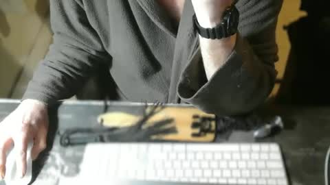 Snapshot of amslave4f chatting on 19, 4, 2026 amslave4f online show from 19, 4, 2026