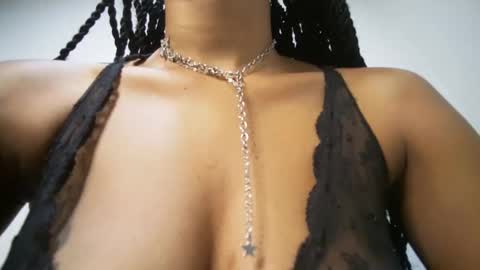 Snapshot of amunetlover chatting on 25, 1, 2025 shantel online show from 25, 1, 2025