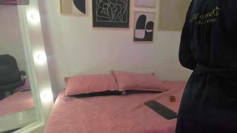 Snapshot of amy_fox2 chatting on 10, 3, 2026 Amy online show from 10, 3, 2026