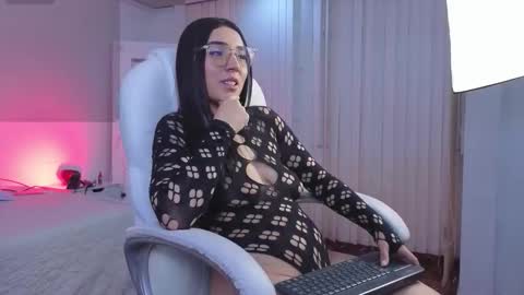 Snapshot of amy_fox2 chatting on 28, 3, 2026 Amy online show from 28, 3, 2026