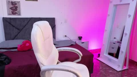 Snapshot of amy_fox2 chatting on 21, 4, 2026 Amy online show from 21, 4, 2026