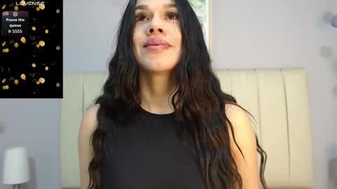 Snapshot of amy_le chatting on 19, 12, 2025 Amy online show from 19, 12, 2025