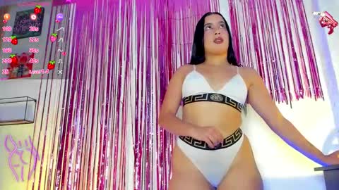 amy_leah_ online show from 13, 10, 2025