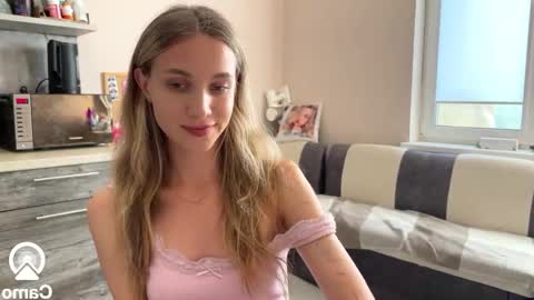 Snapshot of amy_meoww chatting on 26, 9, 2025 amy_meoww online show from 26, 9, 2025