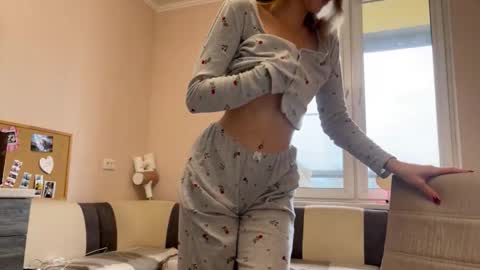 Snapshot of amy_meoww chatting on 31, 10, 2025 amy_meoww online show from 31, 10, 2025