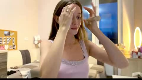Snapshot of amy_meoww chatting on 12, 4, 2026 amy_meoww online show from 12, 4, 2026