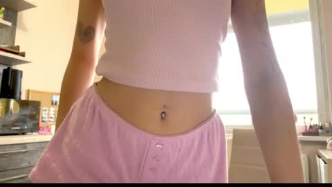 Snapshot of amy_meoww chatting on 14, 4, 2026 amy_meoww online show from 14, 4, 2026