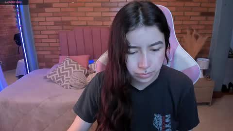 Amy sophia 3 online show from 22, 5, 2026