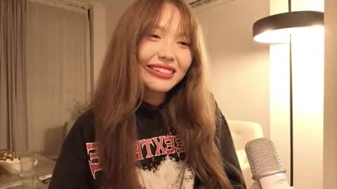 girl next door named Amy online show from 22, 12, 2025