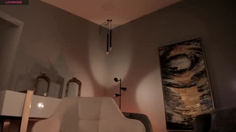 Amy Armstrong online show from 14, 1, 2025