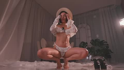 Amy Armstrong online show from 6, 4, 2026