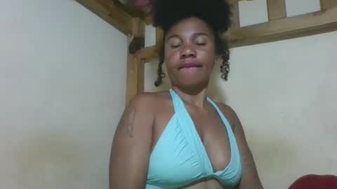 Snapshot of amyatche chatting on 19, 5, 2026 Amyatche online show from 19, 5, 2026