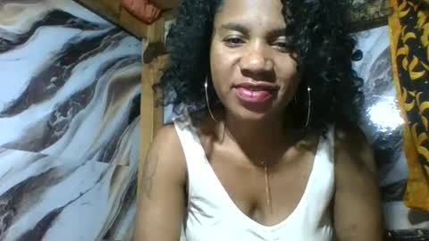 Snapshot of amyatche chatting on 16, 6, 2026 Amyatche online show from 16, 6, 2026