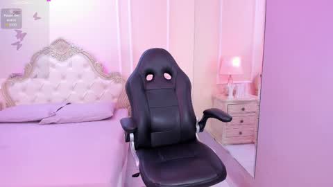 Amy online show from 6, 10, 2025