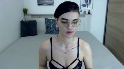 Snapshot of amylexy chatting on 7, 1, 2025 Hi there guys  My pleasure in your hands  pvt is open online show from 7, 1, 2025