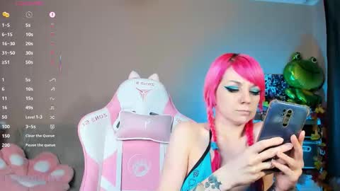 Amy Rose online show from 5, 10, 2025