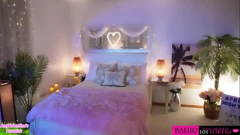 Snapshot of amyvalentine chatting on 10, 4, 2026 AmyValentine online show from 10, 4, 2026