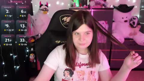 Snapshot of amyvibes chatting on 25, 10, 2025 amyvibes online show from 25, 10, 2025