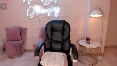    online show from 24, 1, 2025