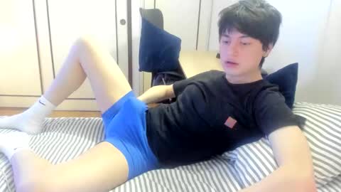 Snapshot of an0nymouse3 chatting on 22, 4, 2026 Alex online show from 22, 4, 2026