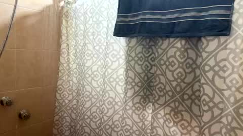 Snapshot of an_e333 chatting on 7, 10, 2025 an_e333 online show from 7, 10, 2025