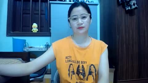 Snapshot of an_naughty chatting on 8, 6, 2026 an_naughty online show from 8, 6, 2026