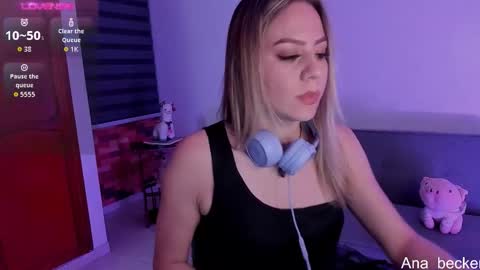 Snapshot of ana_becker1 chatting on 4, 11, 2025 Ana online show from 4, 11, 2025