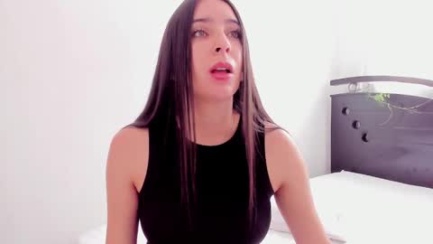 Ana  IG an castillo 1 online show from 24, 2, 2025