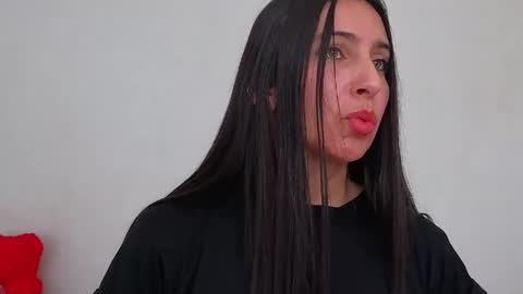 Snapshot of ana_castilo chatting on 19, 4, 2026 Ana IG an castillo 1 online show from 19, 4, 2026