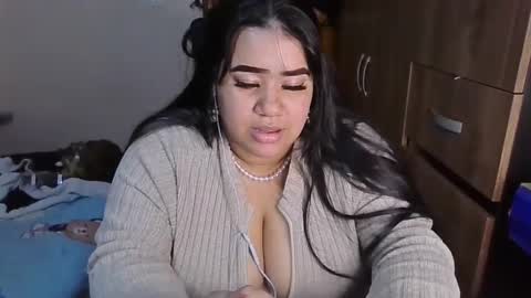 Snapshot of ana_cute_bigboobs chatting on 5, 3, 2026 ana_cute_bigboobs online show from 5, 3, 2026