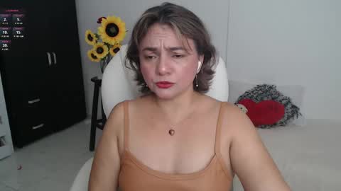 Snapshot of ana_hotmilfx chatting on 9, 3, 2025 ANA online show from 9, 3, 2025