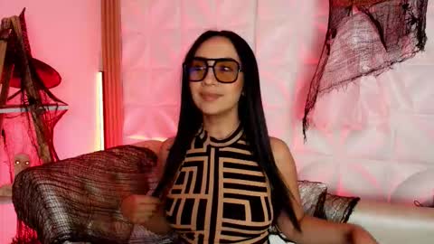   online show from 7, 10, 2025