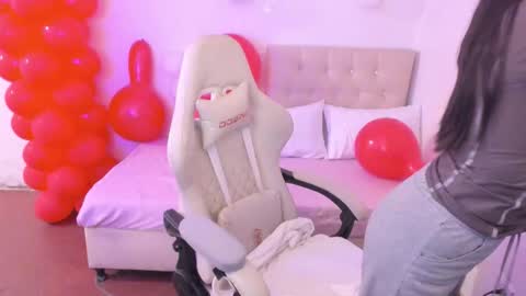 Snapshot of ana_ruuh chatting on 16, 3, 2026 Im anna but you can call me as you want online show from 16, 3, 2026