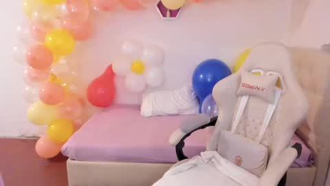 Im anna but you can call me as you want online show from 20, 5, 2026