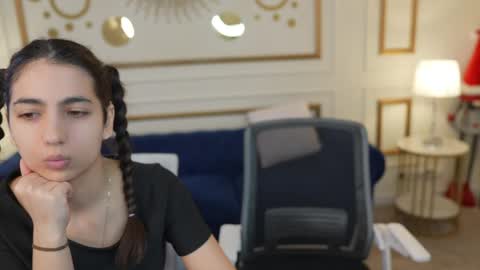 Sweet girls online show from 12, 4, 2026