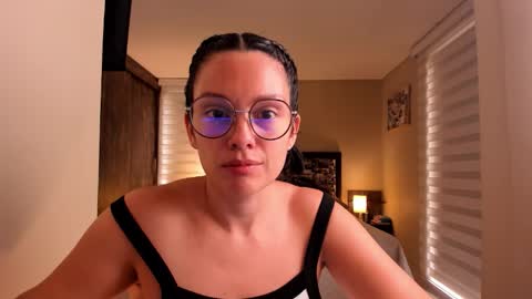 Anabel online show from 2, 12, 2025