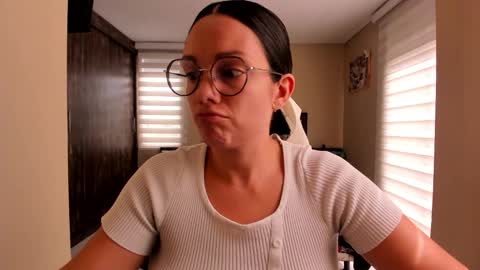 Anabel online show from 6, 2, 2026