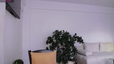 Snapshot of anabelle0904 chatting on 15, 12, 2025 Ana online show from 15, 12, 2025