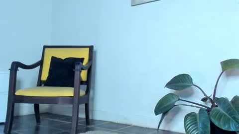 Ana Henao or Annie... Follow me ahenaocb Insta  X online show from 15, 3, 2026