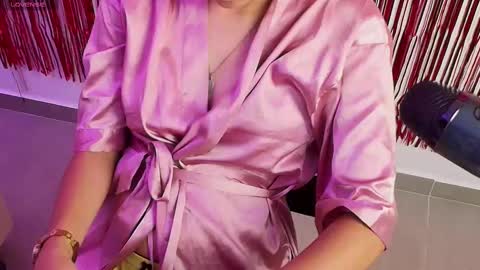 Anahi  online show from 11, 2, 2025