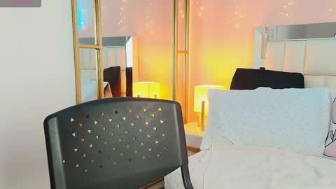 Anahi  online show from 8, 2, 2026