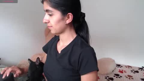 Snapshot of anahibrowns95 chatting on 1, 4, 2026 Anahi Browns online show from 1, 4, 2026