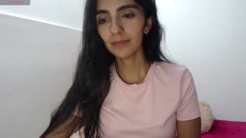 Snapshot of anahibrowns95 chatting on 21, 4, 2026 Anahi Browns online show from 21, 4, 2026