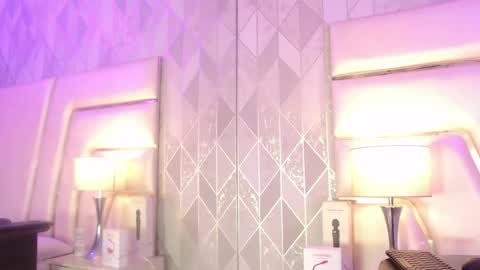 Snapshot of anahisbennett chatting on 15, 4, 2026 Anahis online show from 15, 4, 2026